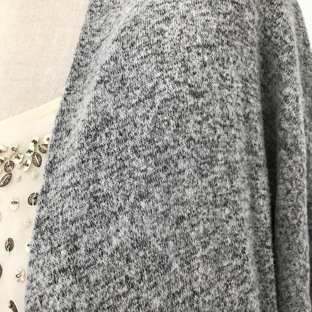 Cardigan - Picture 4 of 4